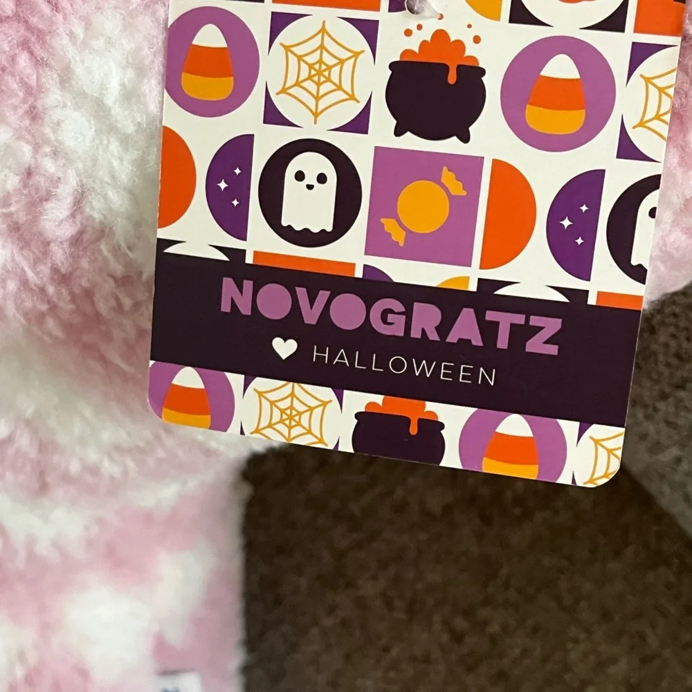 Novogratz SUPER SOFT Ghost Pinky lavender & White Halloween Pillow RARE NWT